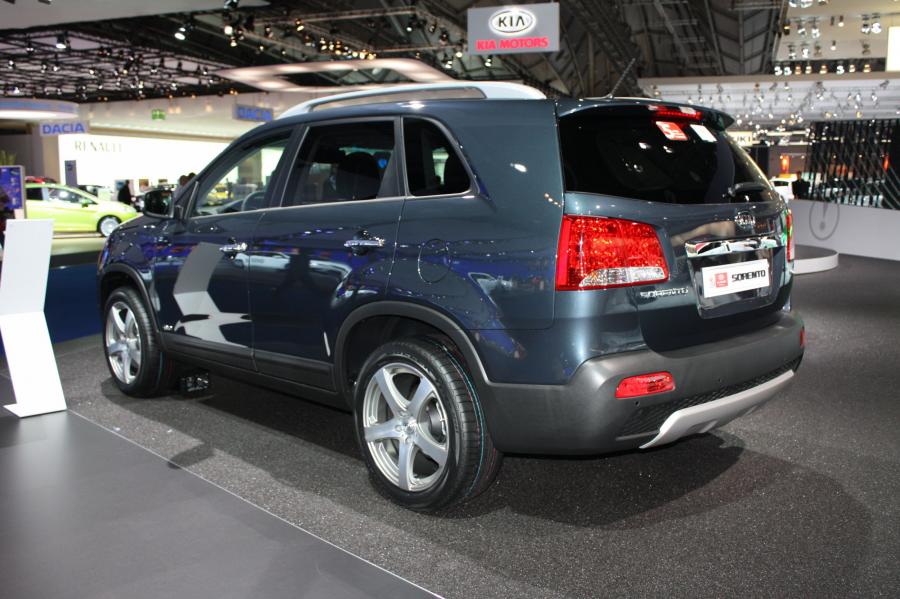  Kia Sorento 2010 года  (фото 80 из 238)